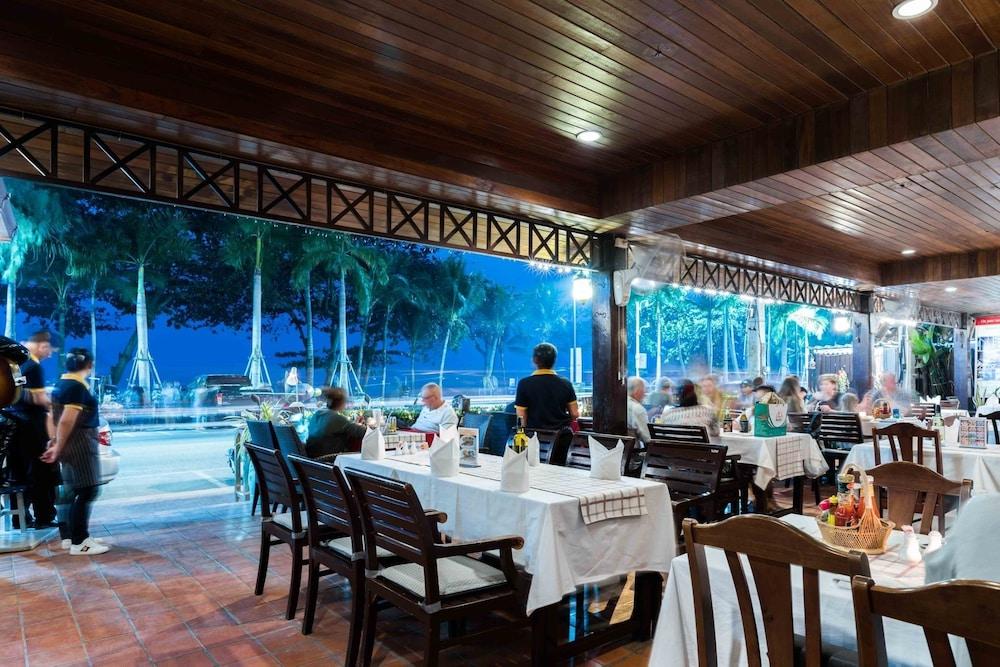 Jomtien Boathouse Hotel Pattaya Eksteriør billede